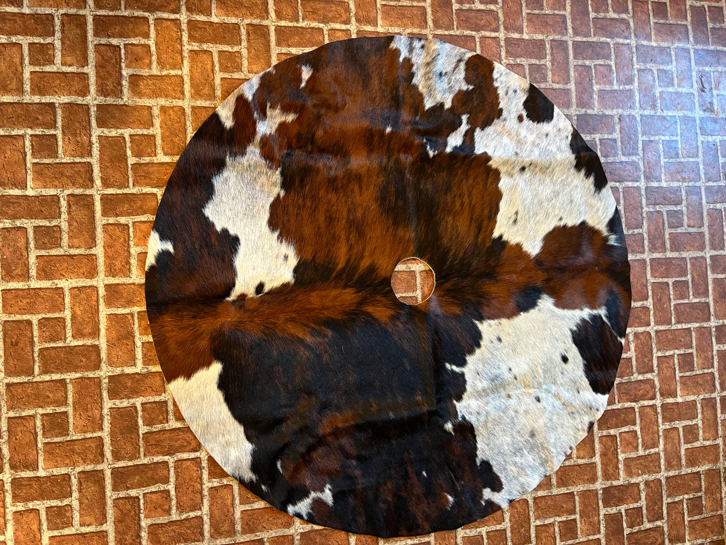 Cowhide Tree Skirts 44”