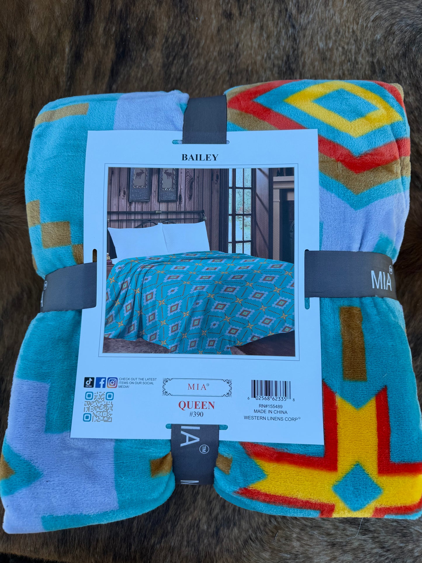 Queen throw blanket